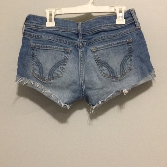 Low-rise Hollister Jean shorts - Picture 4 of 4